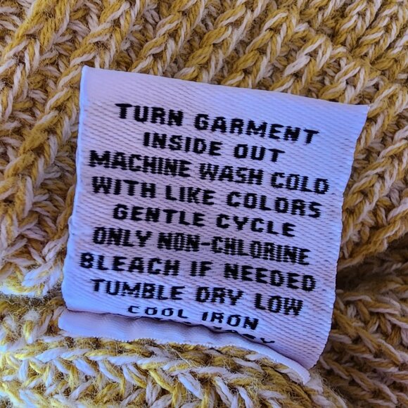 525 America Womens XS Top Sweater Knit Sleeveless Yellow White Fitted Tank - Picture 8 of 9